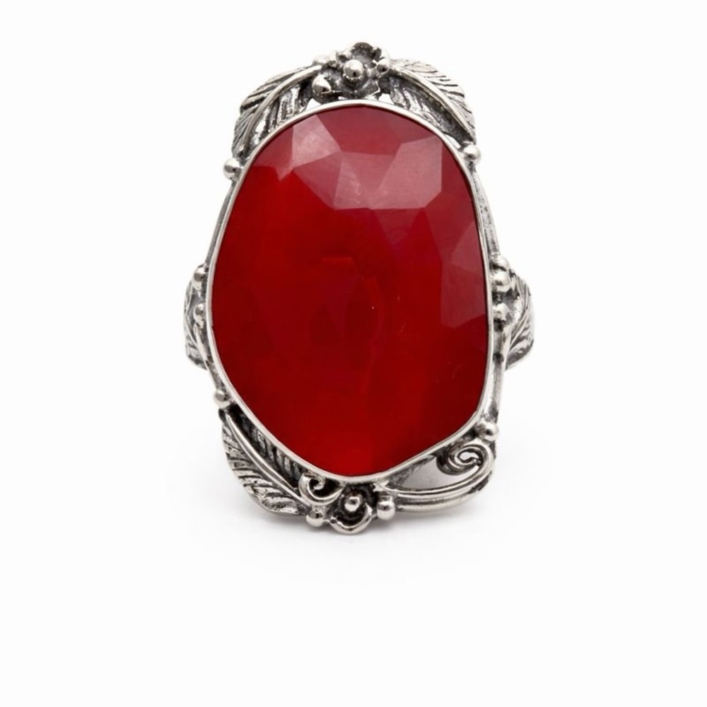 S925 Large Faceted Carnelian Silver Detail Ring
